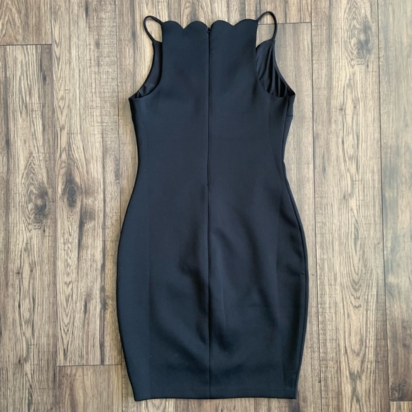 Black Form Fitting Guess Dress - Medium - Picture 3 of 4